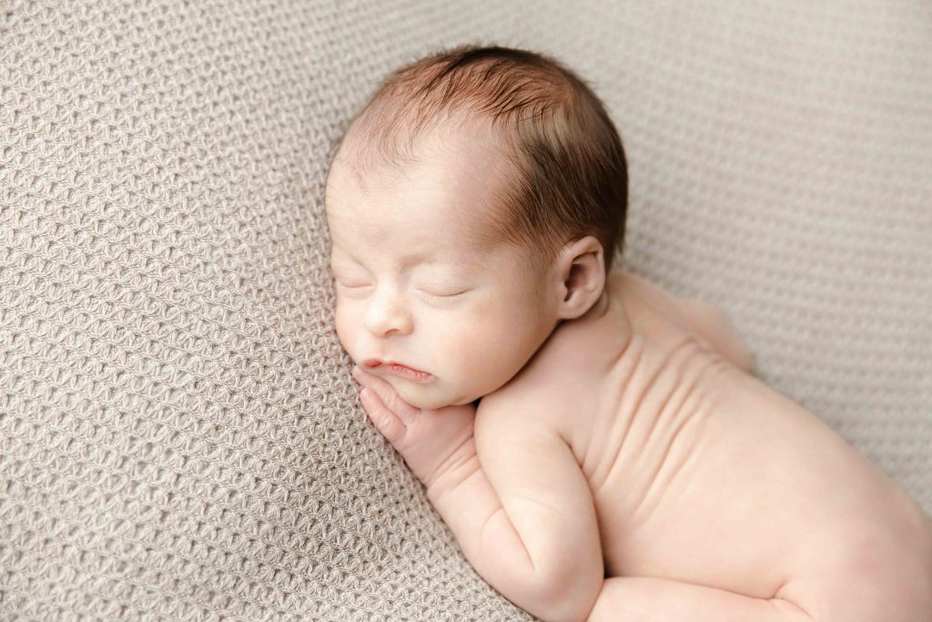 séance photo nouveau-né Douvaine bebe garçon 